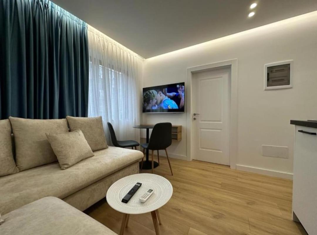 Come&Recome Tirana Apartments Eksteriør billede
