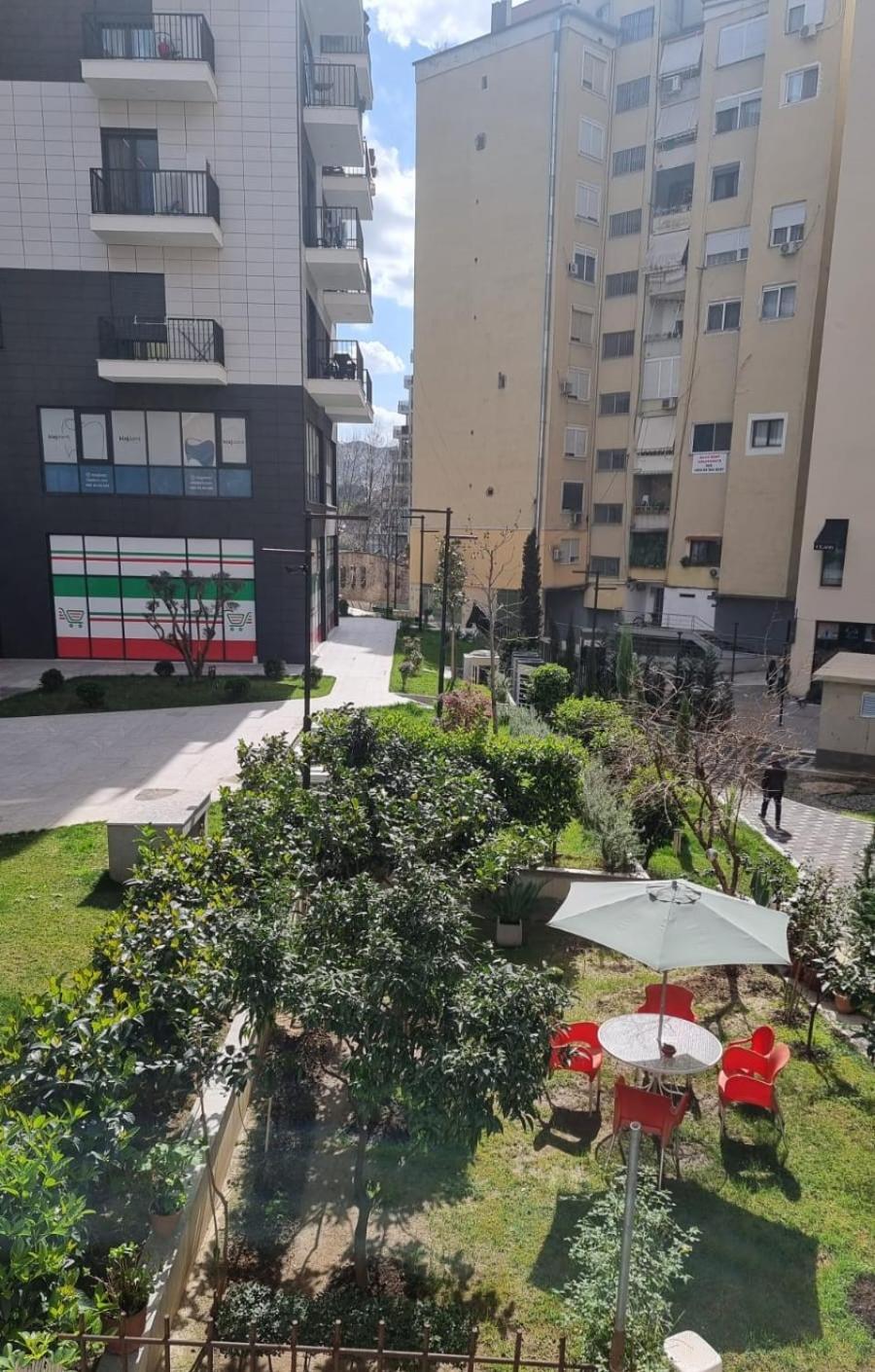Come&Recome Tirana Apartments Eksteriør billede